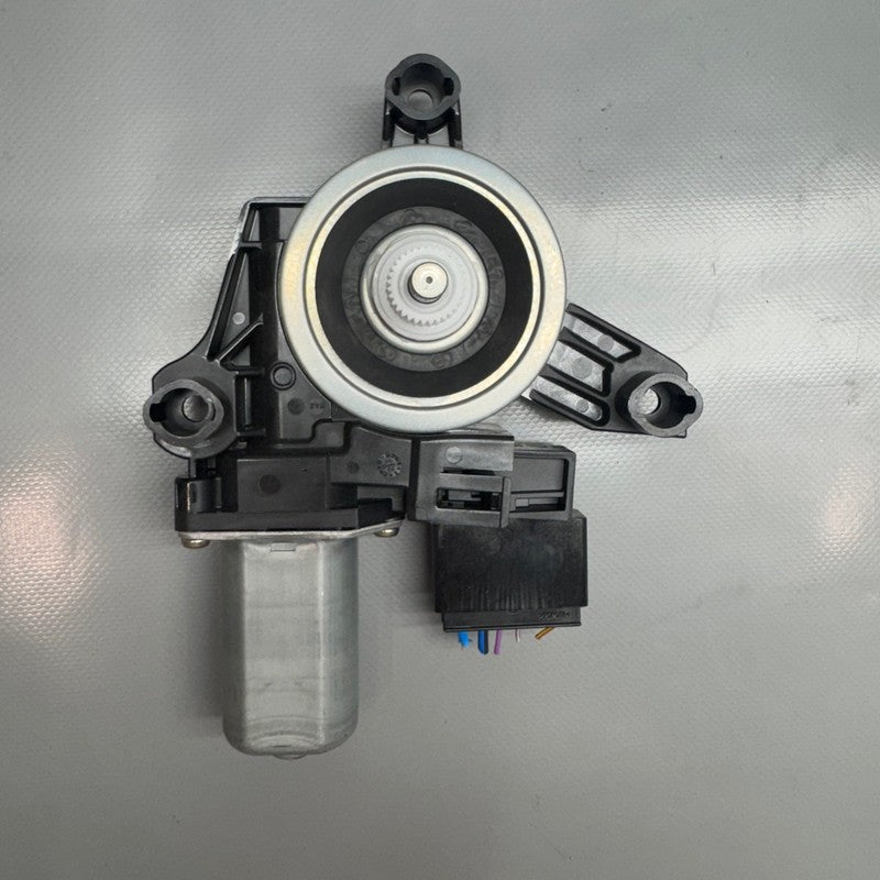 BMW X1 X2 DOOR WINDOW MOTOR LEFT FRONT 2023 2024 2025 OEM 5A75082