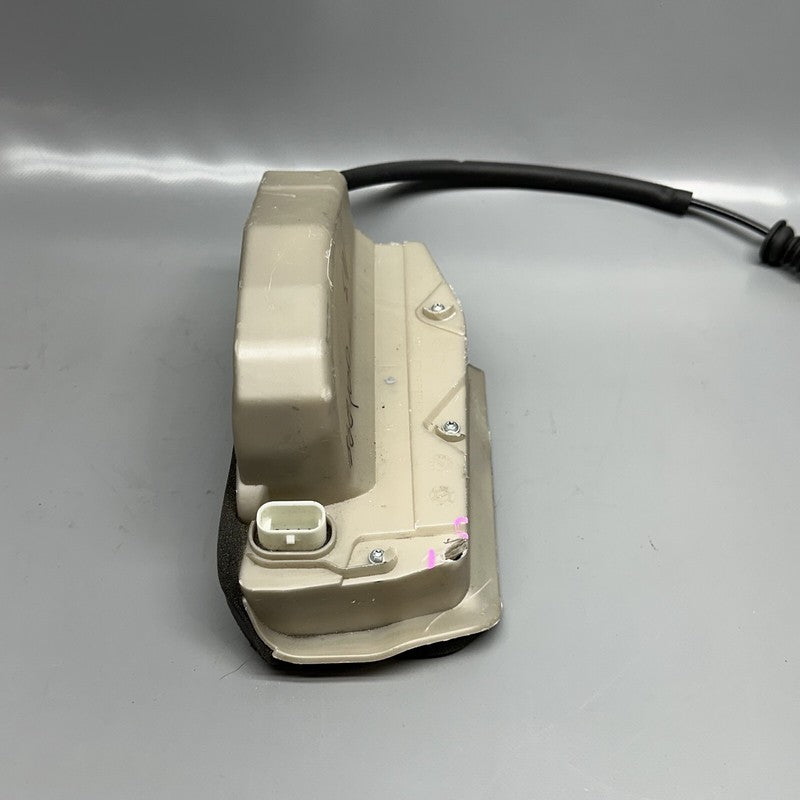 1068969-00-D TESLA MODEL 3 DOOR LATCH RIGHT REAR 2017 2018 2019 2020 OEM 1068969-00-D