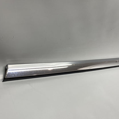 6009599-00-C TESLA MODEL S DOOR WINDOW MOLDING LEFT FRONT 2012 13 14 15 2016 OEM 6009599-00-C