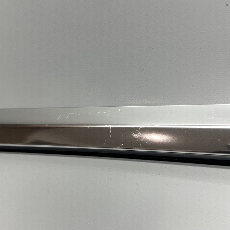 1080748-01-J TESLA MODEL 3 DOOR WINDOW MOLDING RIGHT REAR 2017 18 19 20 21 2022 1080748-01-J