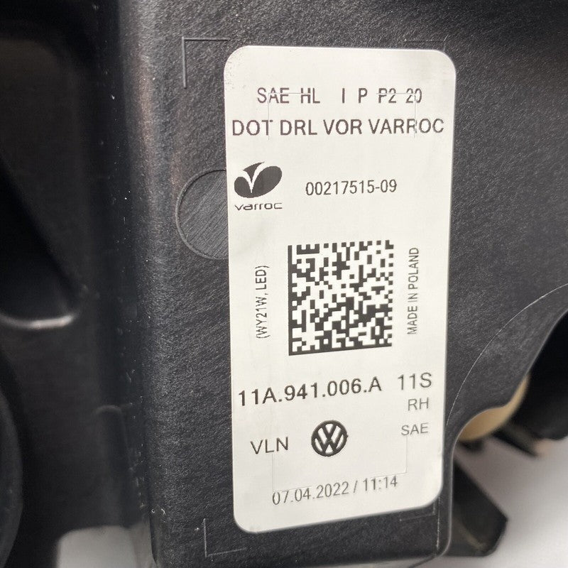 11A941006A VOLKSWAGEN ID4 HEADLIGHT RIGHT PASSENGER 11A941006A 2021 2022 LED OEM
