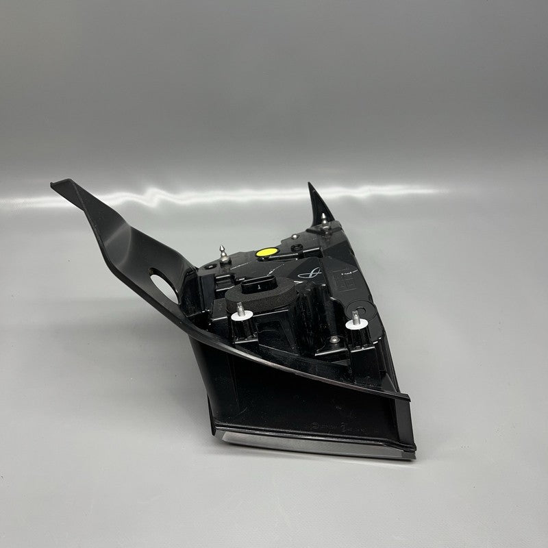 1502086-00-D TESLA MODEL Y TAIL LIGHT LEFT DRIVER 2020 2021 2022 2023 2024 LED 1502086-00-D