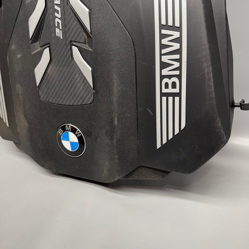 BMW M850I M550 ENGINE COVER 2020 2021 2022 2023 OEM 8489414