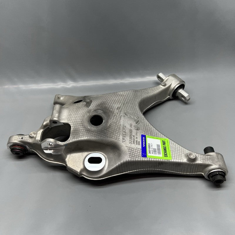 32395068 VOLVO XC90 CONTOL ARM RIGHT REAR LOWER 2017 2018 2019 2020 2021 2022 2023 2024