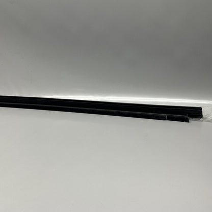 1032165-88-D TESLA MODEL X DOOR WINDOW MOLDING LEFT FRONT 2016 17 18 19 2020 OEM 1032165-88-D