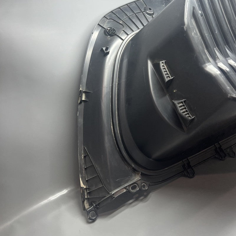 1492606-00-E TESLA MODEL Y FRUNK STORAGE BOX COMPARTMENT 2020 2021 22 2023 OEM 1492606-00-E