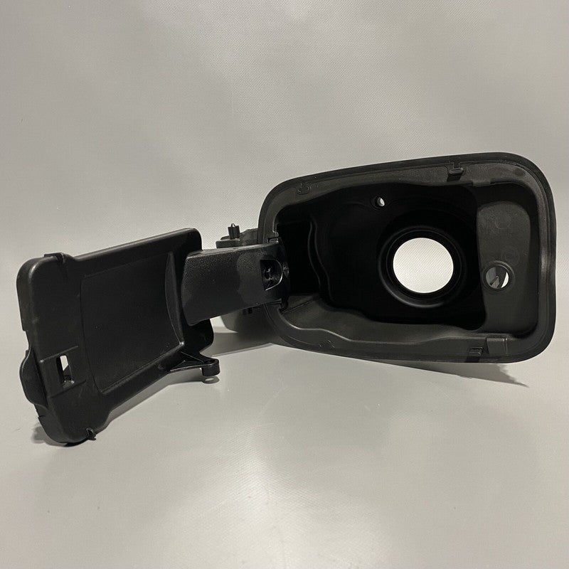 4G0809906C AUDI A6 S6 FUEL POCKET 2013 2014 2015 2016 2017 2018 OEM 4G0809906C