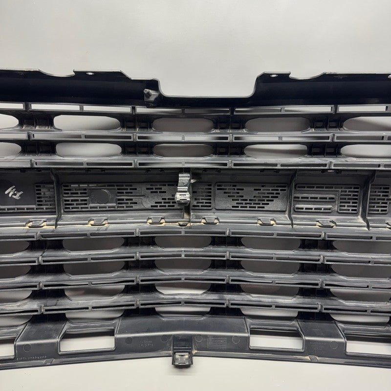 CHEVROLET SILVERADO 1500 FRONT BUMPER GRILLE 2019 2020 2021 2022 OEM M