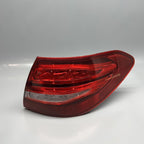 MERCEDES BENZ C300 WAGON TAIL LIGHT RIGHT PASSENGER C43 2015 2016 2017