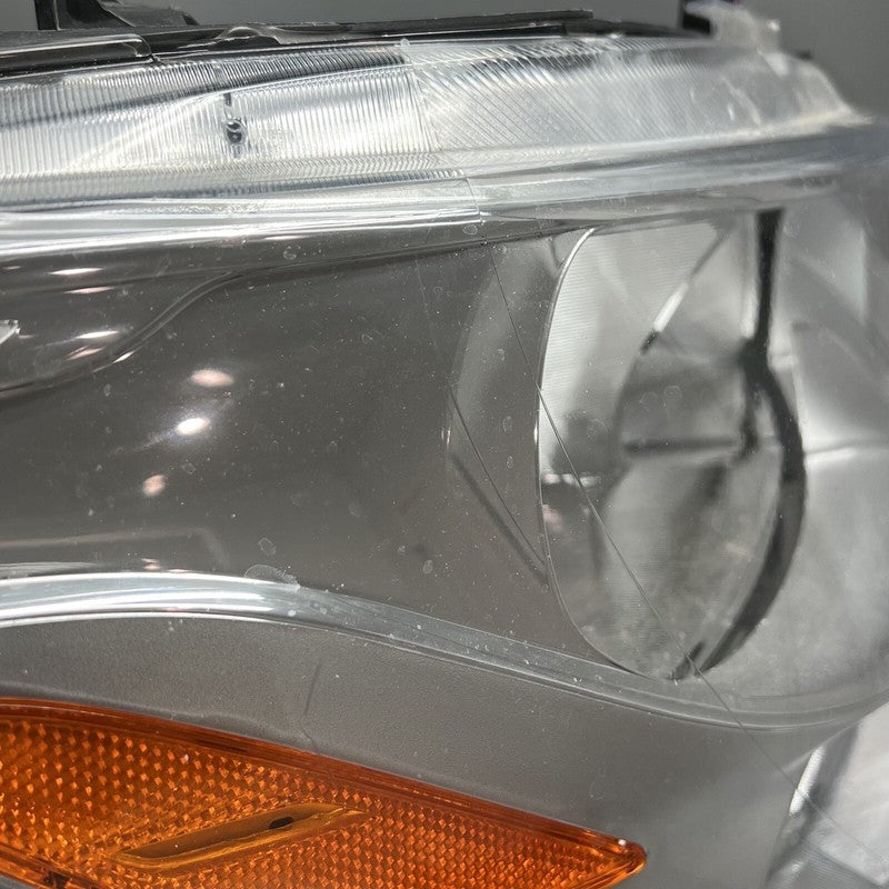 MERCEDES BENZ SPRINTER HEADLIGHT RIGHT PASSENGER HALOGEN 2019 2020 2021 DAMAGED