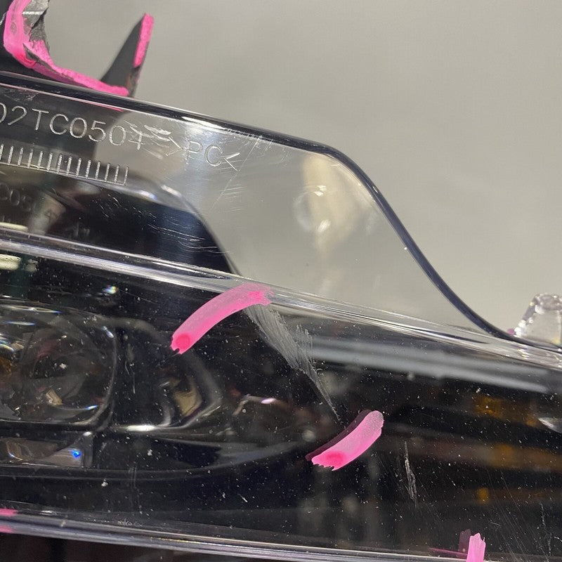 1077392-00-F TESLA MODEL 3 FOG LIGHT RIGHT PASSENGER  2017 2018 2019 2020 OEM DAMAGED