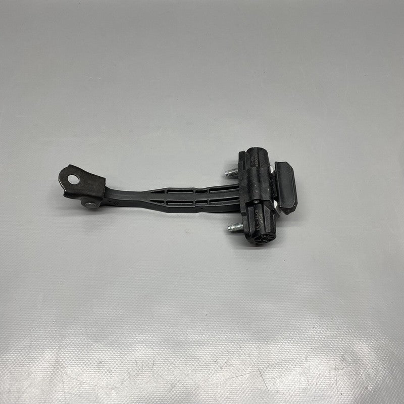 1500684-00-B TESLA MODEL Y DOOR CHECK STRAP STOPPER 2020 2021 2022 OEM 1500684-00-B