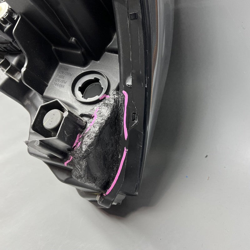 TOYOTA TUNDRA HEADLIGHT RIGHT PASSENGER 2022 2023 LED