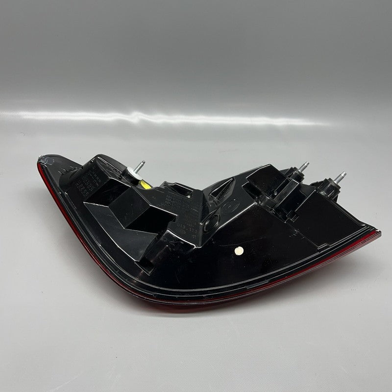 H45A3BCA201 BMW M3 TAIL LIGHT RIGHT PASSENGER LED OEM 2019 2020 2021 2022 H45A3BCA201