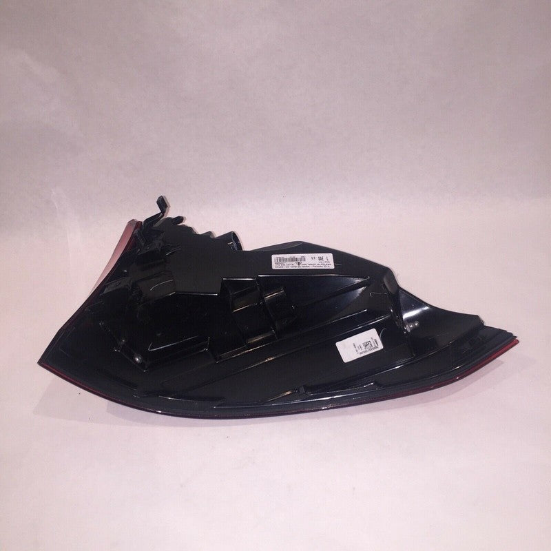 7P5945207R PORSCHE CAYENNE LEFT DRIVER SIDE TAIL LIGHT 2015 2016 2017 LED OEM