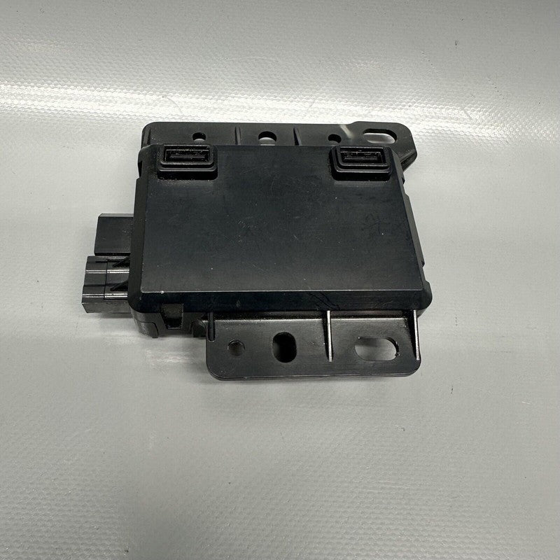 TESLA MODEL 3 CENTER CONSOLE USB DATA CHARGER MODULE 2017 18 2019 1093