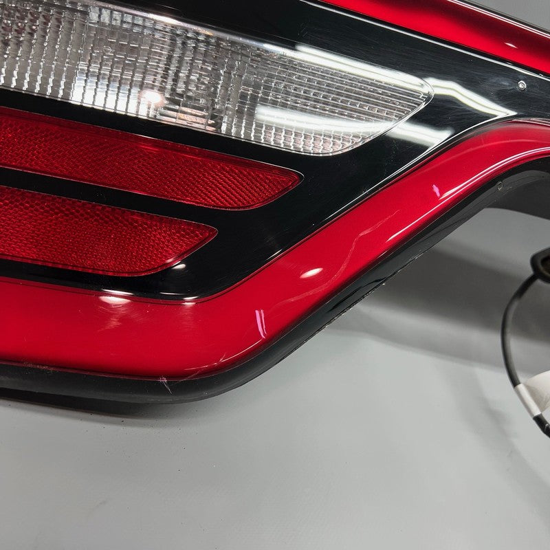 DODGE DURANGO LIFTGATE TAIL LIGHT 2018 2019 2020 2021 2022 2023 OEM 68