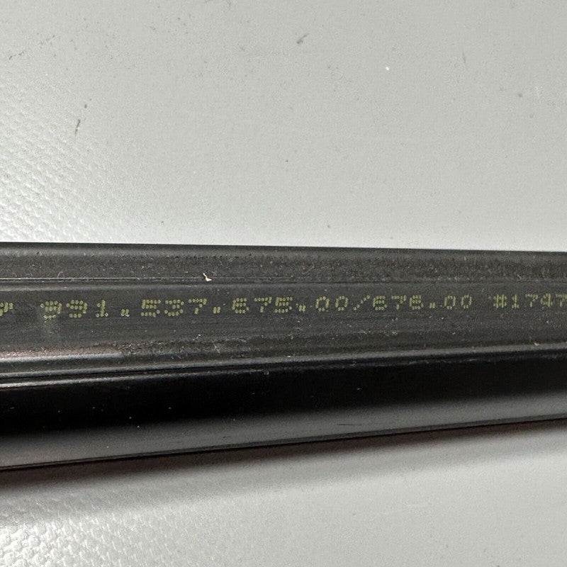 99153708601 PORSCHE 911 CAYMAN 718 DOOR MOLDING RIGHT FRONT 2017-2023 OEM 99153708601