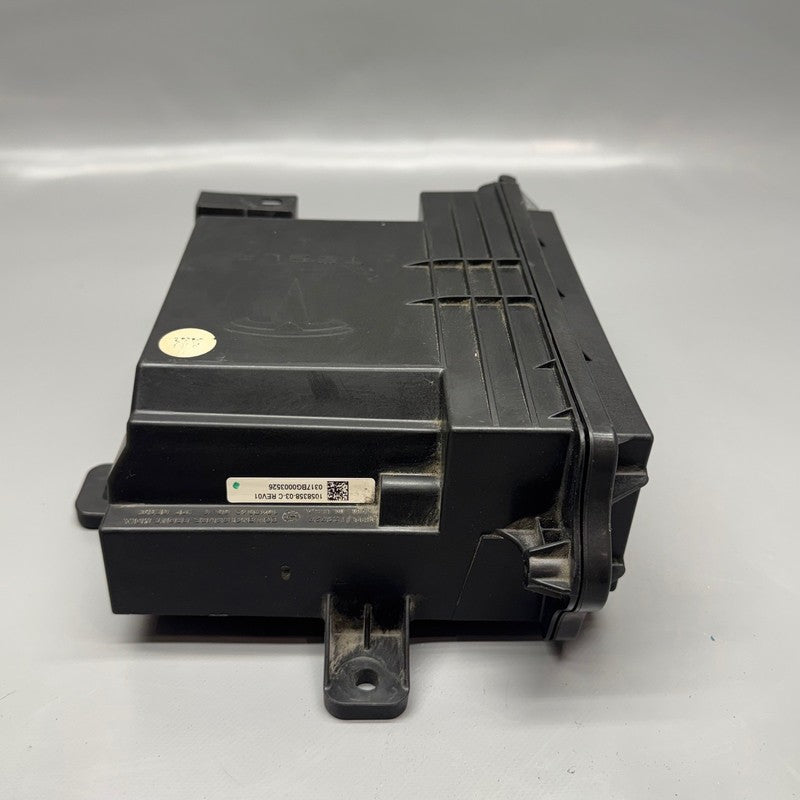 TESLA MODEL X HIGH FRONT BODY COMFORT CONTROL MODULE ENCLOSURE BOX 201