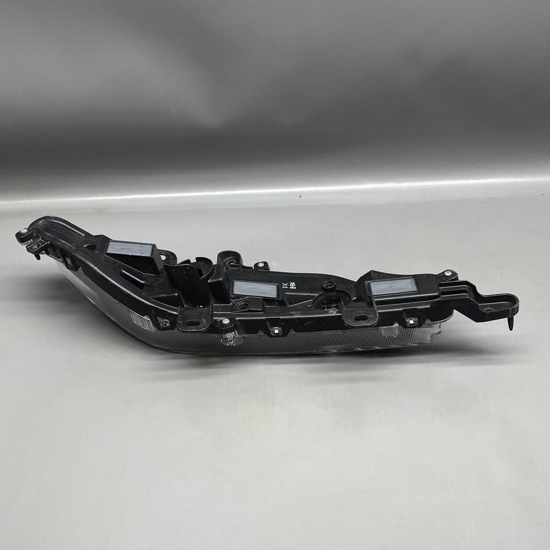 TOYOTA VENZA BUMPER SIGNAL LIGHT LEFT DRIVER 2021 2022 OEM 