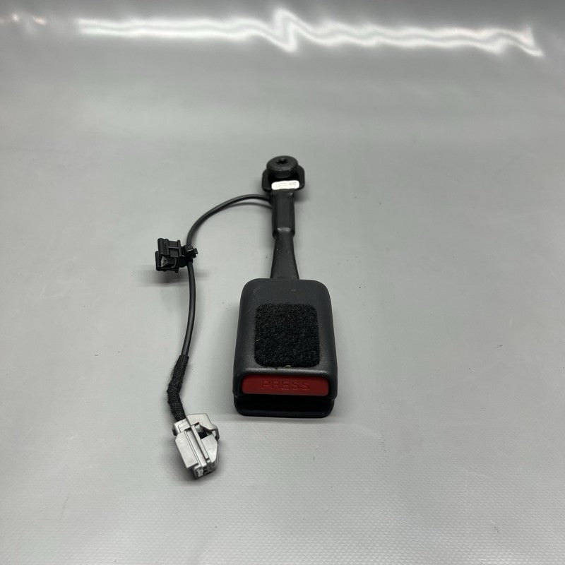 1090323-01-D TESLA MODEL 3 Y BUCKLE 1ST ROW 2017 2018 2019 2020 2021 2022 2023 1090323-01-D