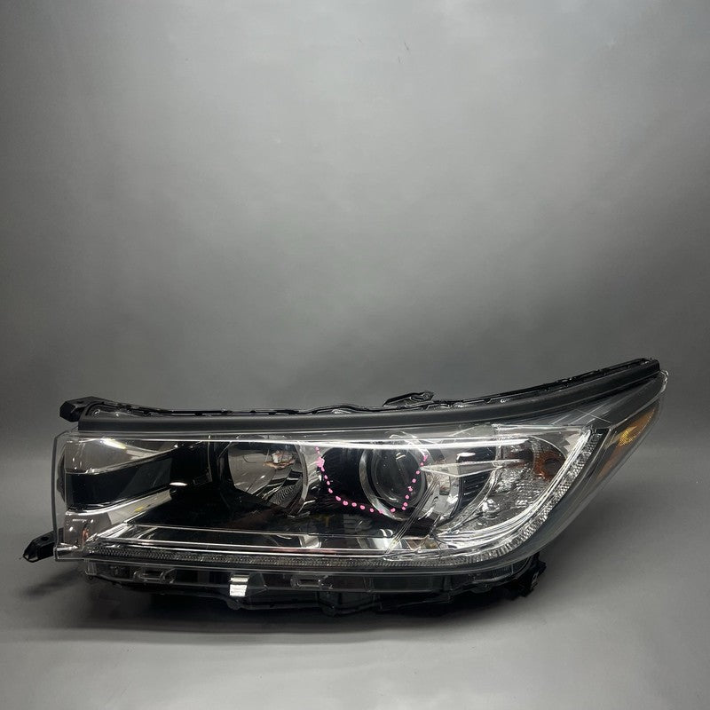 TOYOTA HIGHLANDER HEADLIGHT LEFT DRIVER 2017 2018 2019 HALOGEN