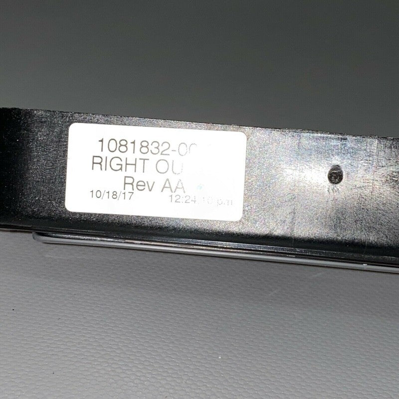 1081832-00-D TESLA MODEL 3 DOOR HANDLE RIGHT PASSENGER FRONT/REAR 2017 2018 2019 2020 OEM