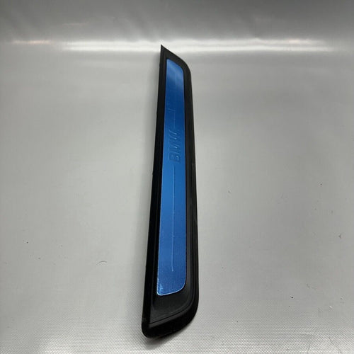 7407387 BMW 330 DOOR SILL PLATE LEFT FRONT 2019 2020 2021 OEM 7407387