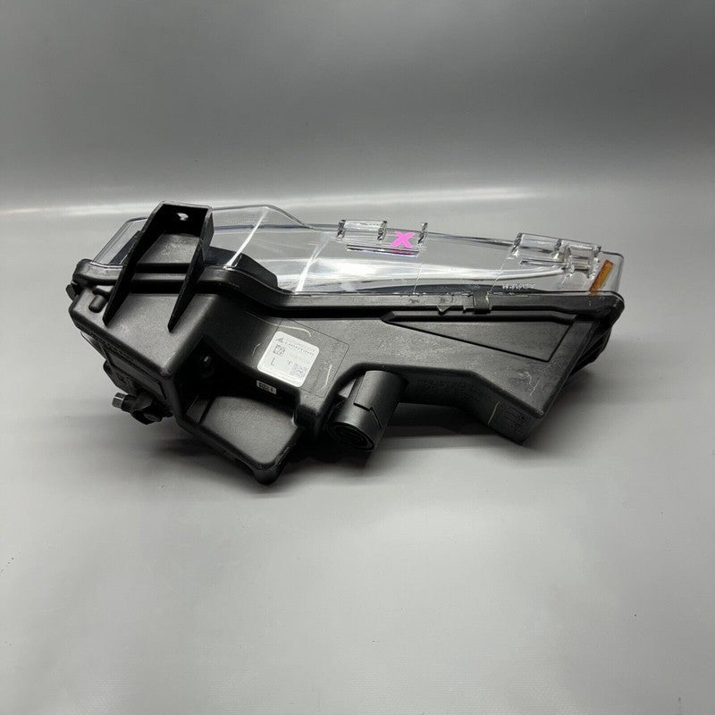 1077391-00-F TESLA MODEL 3 FOG LIGHT LEFT DRIVER 2017 18 19 20 21 22 2023 OEM 1077391-00-F