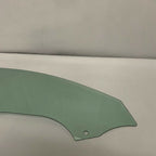 8W0845202 AUDI A4 S4 RIGHT FRONT DOOR GLASS 8W0845202 2017 2018 2019 OEM 