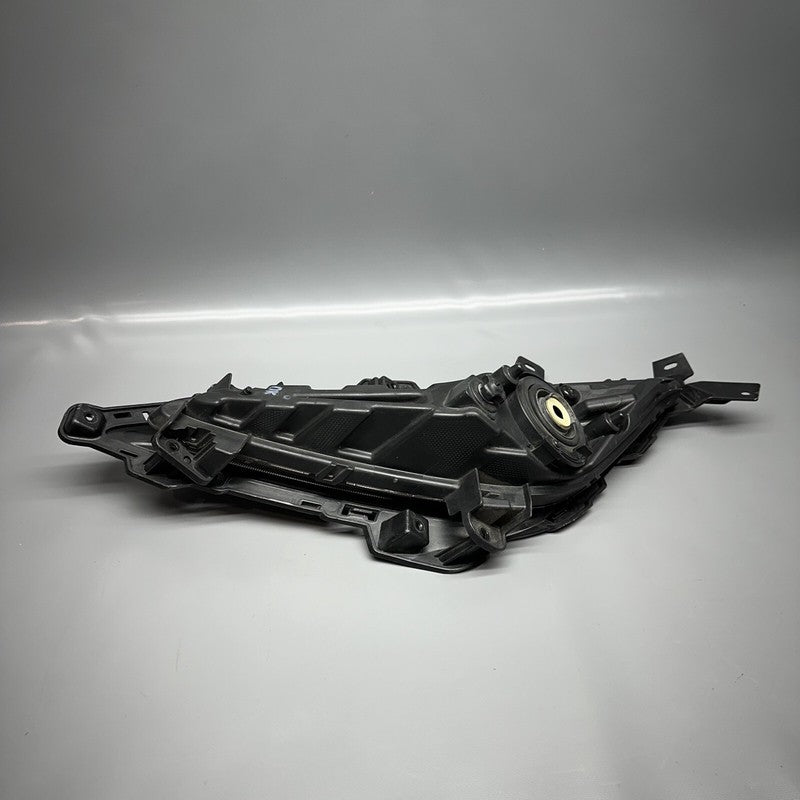 HYUNDAI ELANTRA FOG LIGHT RIGHT PASSENGER 2014 2015 2016 OEM 