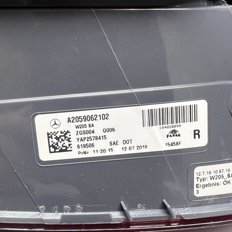A2059062102 MERCEDES BENZ C300 TAIL LIGHT RIGHT PASSENGER LED 2015 2016 2017 2018 A205906210