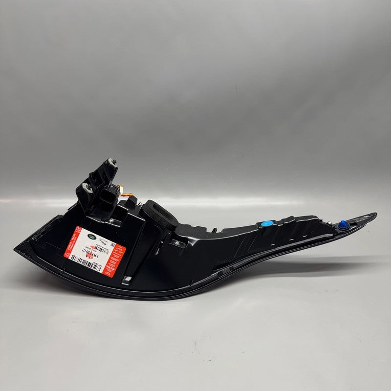 RANGE ROVER EVOQUE TAIL LIGHT LEFT DRIVER 2020 2021 2022 2023 OEM LR17