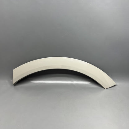 4KE853025E AUDI E-TRON WHEEL FLARE MOLDING LEFT DOOR 2018 2019 2020 2021 OEM 4KE853025E 