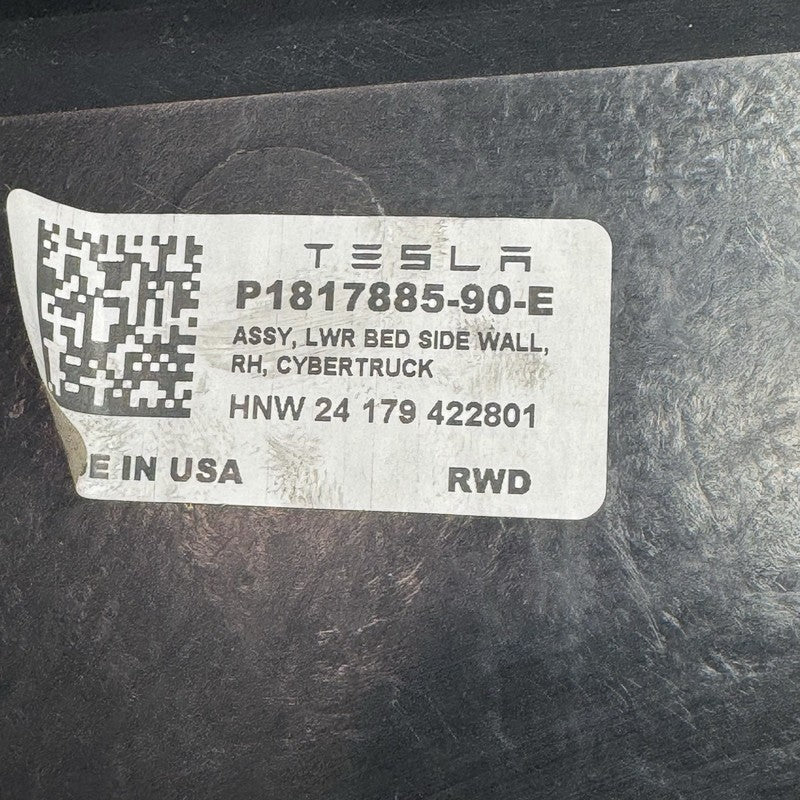 1817885-90-E TESLA CYBERTRUCK TRUNK BED WALL RIGHT LOWER REAR 2024 2025 OEM 1817885-90-E