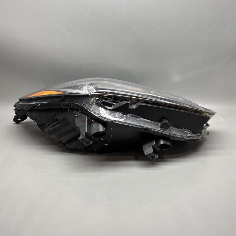 92102-C25 HYUNDAI SONATA HEADLIGHT RIGHT PASSENGER 92102-C25 2018 2019 HALOGEN OEM