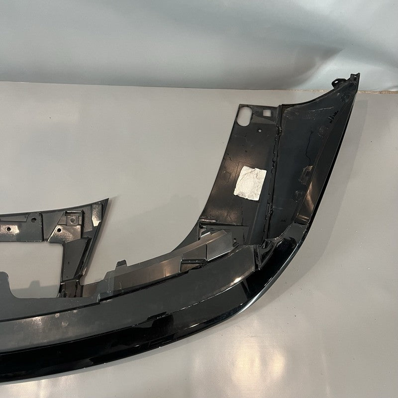 M8E2-17D980-A RANGE ROVER HSE REAR BUMPER 2022 2023 2024 2025 OEM M8E2-17D980-A