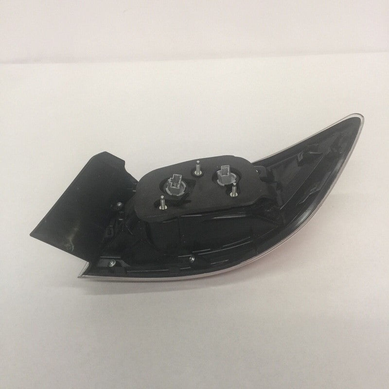 MAZDA 3 TAIL LIGHT LEFT DRIVER 2010 2011 2012 2013 HATCHBACK OEM 