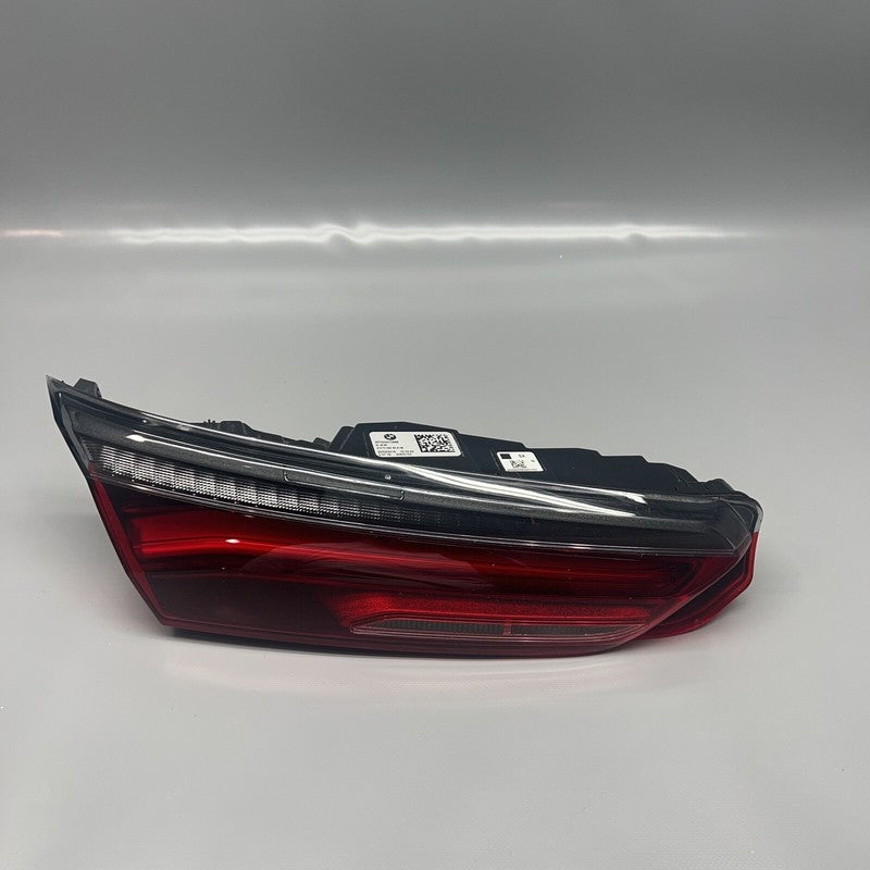 BMW 850 GRAN COUPE TAIL LIGHT LEFT INNER 2020 2021 2022 2023 2024 2025