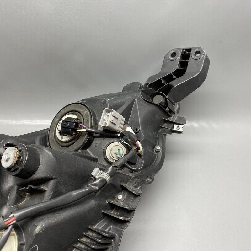 SUBARU LEGACY OUTBACK HEADLIGHT LEFT DRIVER 2015 2016 2017 LED OEM