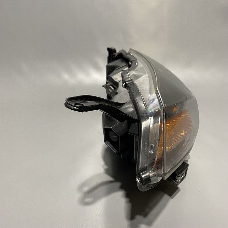 TOYOTA COROLLA HEADLIGHT RIGHT PASSENGER HALOGEN 2017 2018 2019 OEM