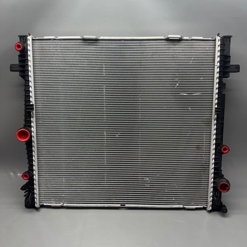 8642743 BMW X3 X4 RADIATOR 2020 2021 2022 2023 2024 OEM 8642743