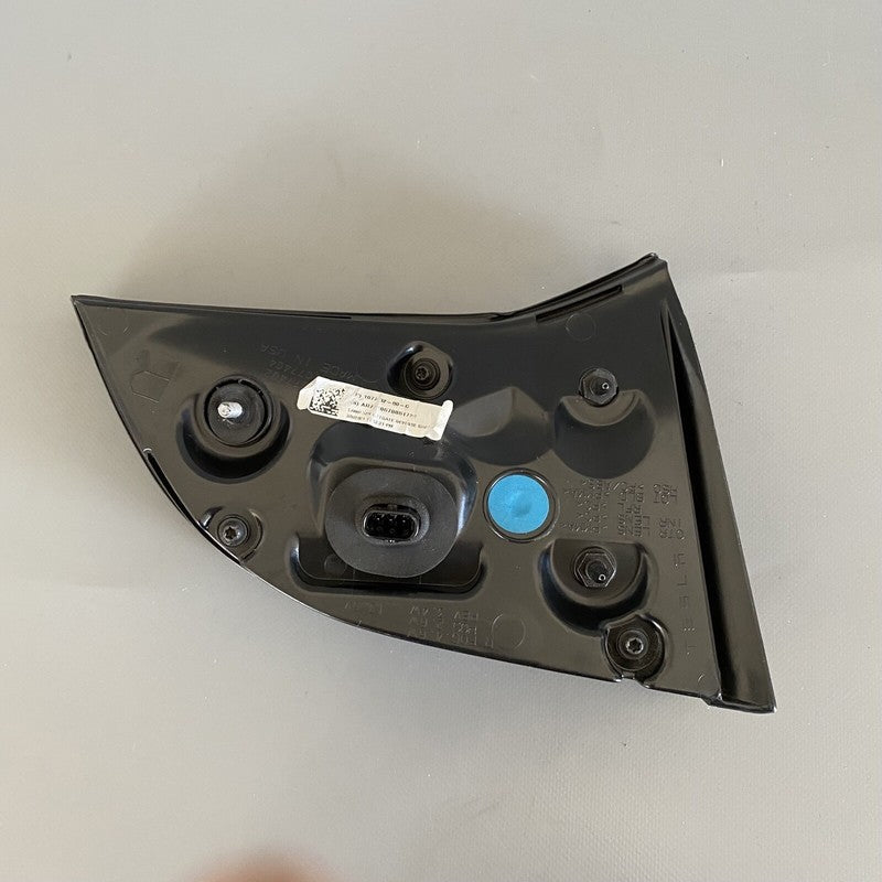 MODEL 3 TESLA MODEL 3 INNER TAIL LIGHT RIGHT SIDE 2017 2018 2019 2020 OEM