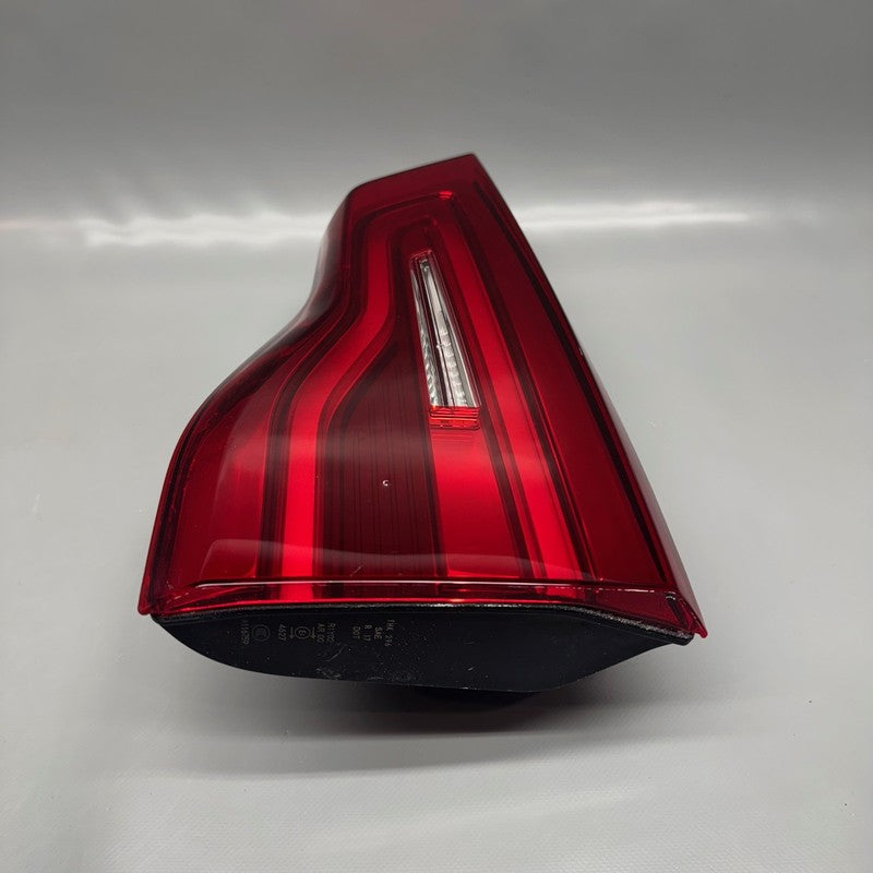 BMW X3 TAIL LIGHT INNER RIGHT PASSENGER NON LED 2018 2019 2020 2021 OE
