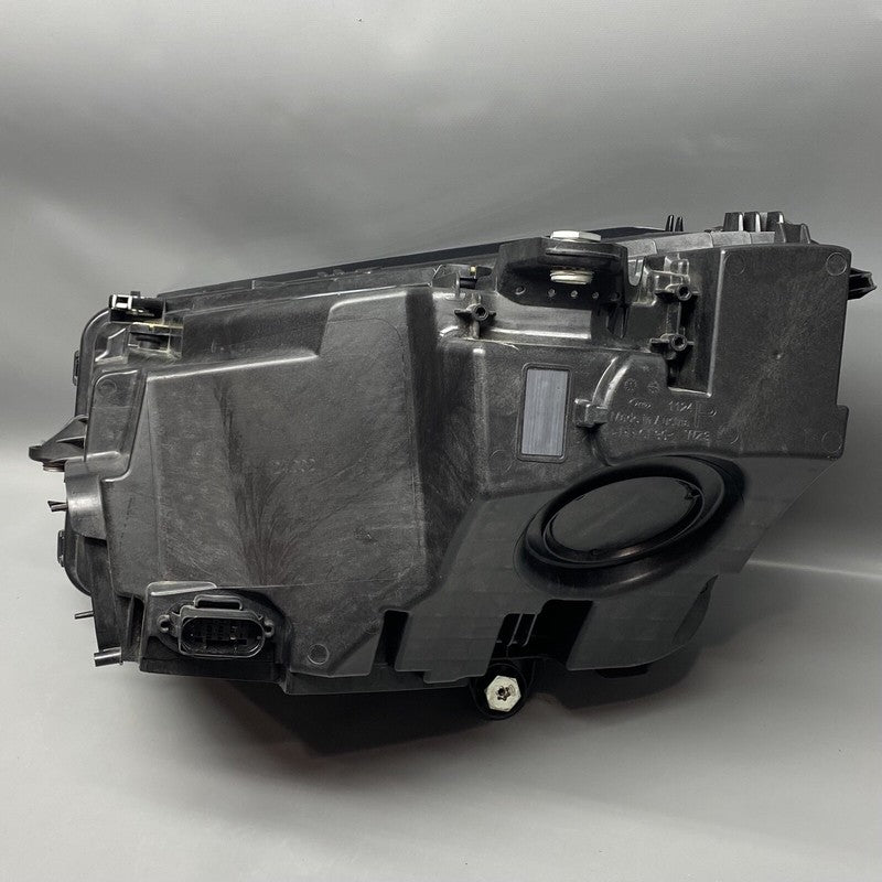 A2539067401 MERCEDES BENZ GLC300 HEADLIGHT RIGHT PASSENGER A2539067401 2020 2021 2022 LED