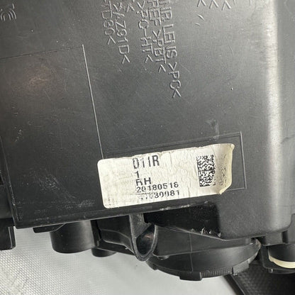 92101-D9 KIA SPORTAGE HEADLIGHT RIGHT PASSENGER 2017 2018 2019 HALOGEN LED OEM 92101-D9