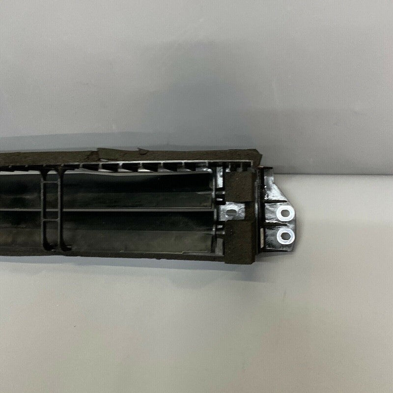 32227973 VOLVO S60 V60 RADIATOR SUPPORT AIR DUCT GUIDE 32227973 2019 2020 OEM