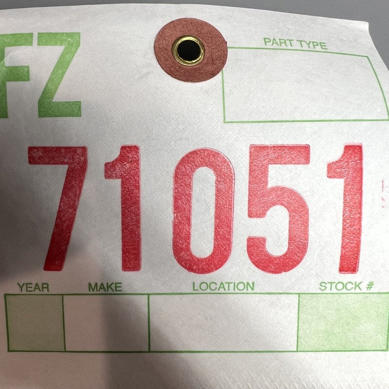 1741538-00-F TESLA CYBERTRUCK BEDSIDE SAIL APPLIQUE LEFT 2023 2024 OEM 1741538-00-F