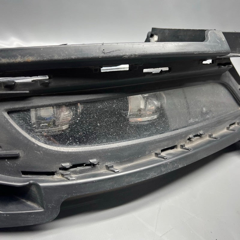 CHRYSLER 300 FOG LIGHT LEFT DRIVER 2015 2016 2017 2018 OEM 9403949