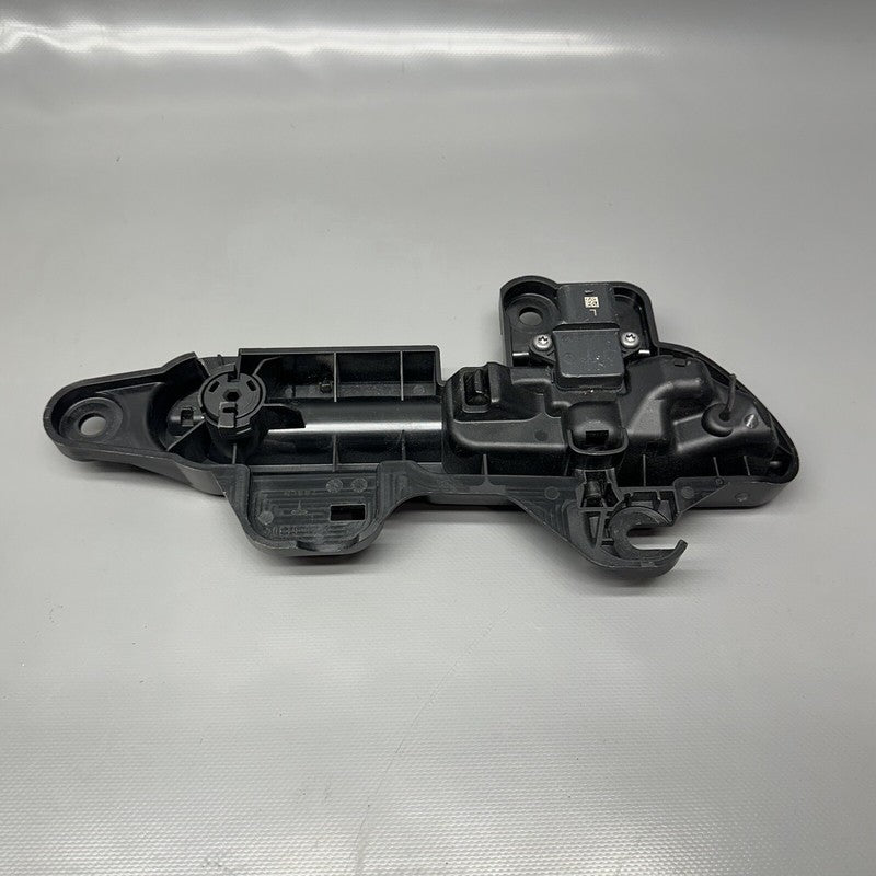 1528114-00-D TESLA MODEL Y DOOR HANDLE LEFT DRIVER 2020 2021 2022 2023 1528114-00-D OEM